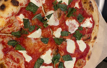 Riggatti's Wood Fired Pizza餐厅图片