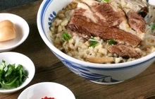 三顾香牛羊肉泡馍(居苑路店)餐厅图片