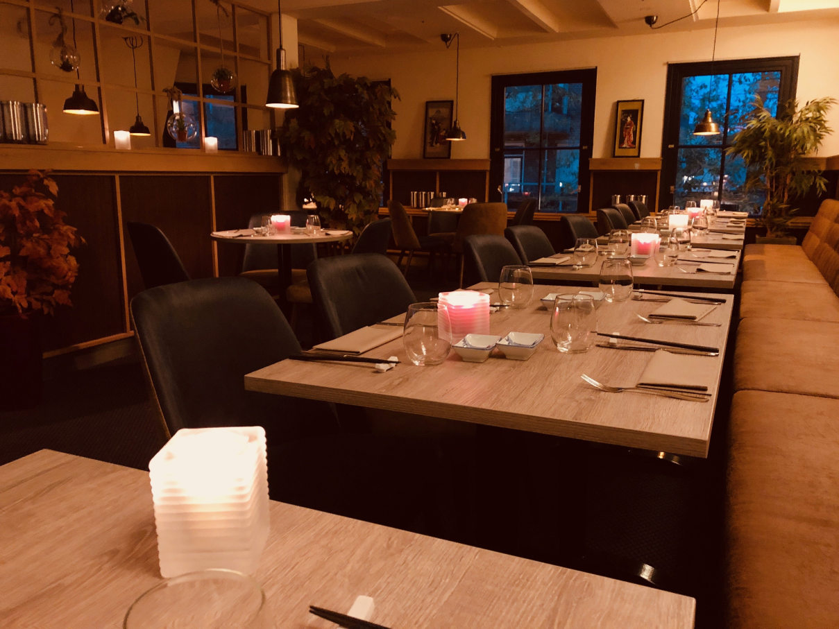Sushi and Teppanyaki restaurant Tanuki餐厅图片