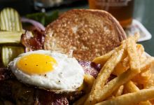 Flat Branch Pub & Brewing美食图片