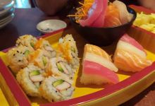 Thai Thai III Restaurant & Sushi美食图片