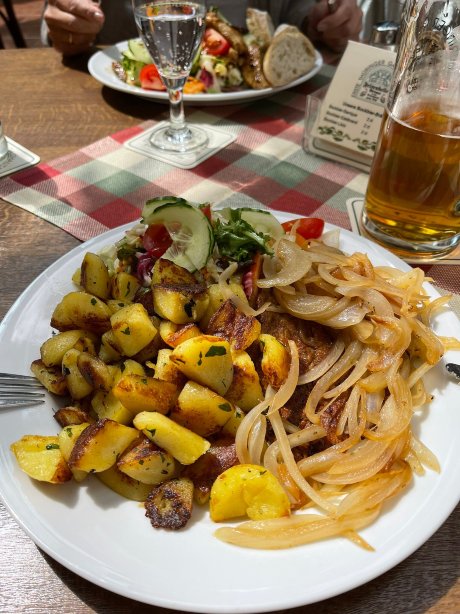 Gasthausbrauerei Felsenkeller餐厅图片