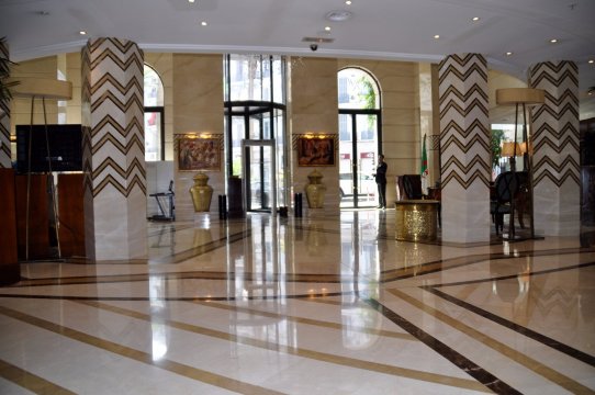 Les Ambassadeurs