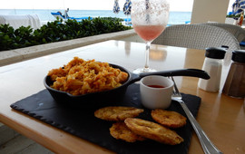 Ola Ocean Front Bistro - Condado Vanderbilt