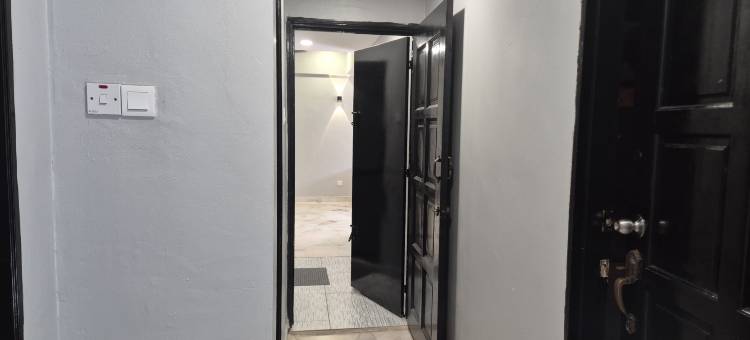 18pax GFloor 4R4B Dual-Key DOORSTEP PRIVATE BEACH, WATERSPORT, POOL, BBQ SET, WIFI图片