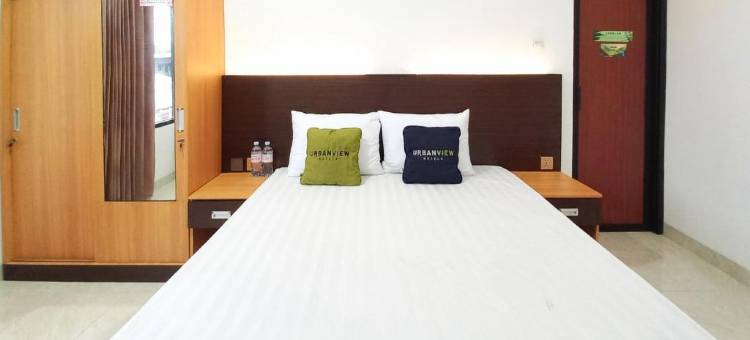 Urbanview锡巴亚克之家谏义里市火车站酒店(Urbanview Sibayak House near Stasiun Kediri)图片
