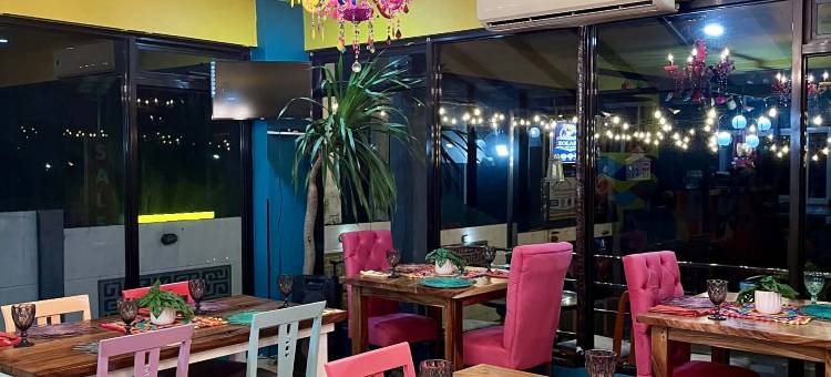 Zolaria Hotel and Restaurant图片