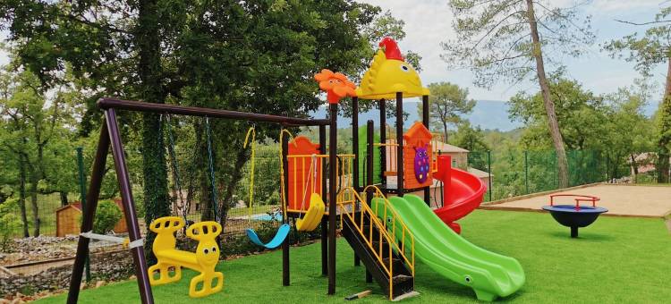 Family Paradise: Cinema, Zip Line & Jacuzzi图片