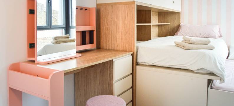 Complete house with pool near Trujillo图片