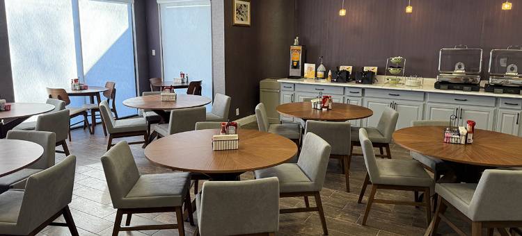 Red Lion Inn & Suites Kansas City图片