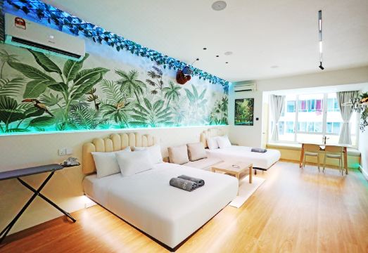 Jungle Cinema Home 4pax BathtubHotel Overview