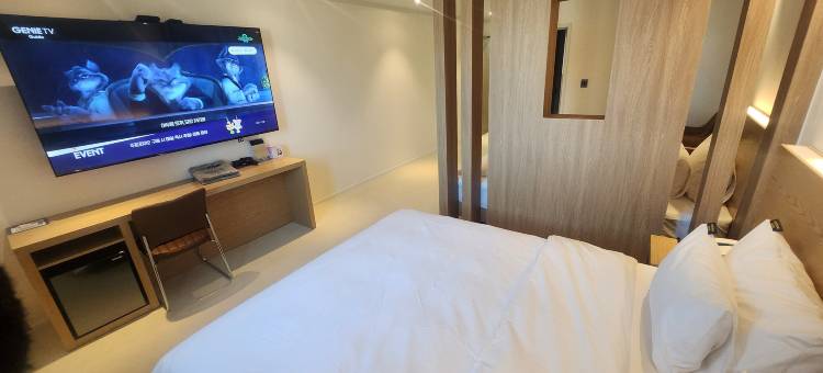 Jincheon Central Business Hotel图片