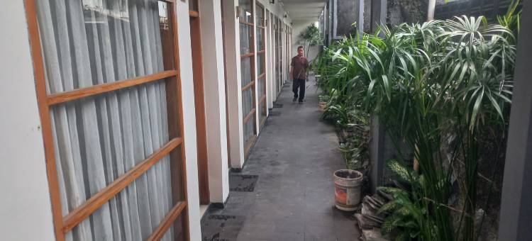 OYO 95179 纳米拉伊斯兰旅馆(OYO 95179 Namira Guest House Syariah)图片