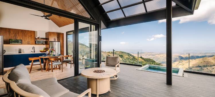 Lakay Monteverde: Heated Pool, Golf Cart Breakfast图片
