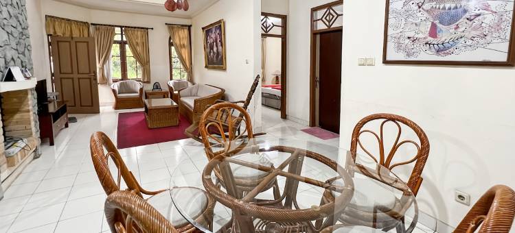 Large Villa Ciater 3BR near Sariater图片