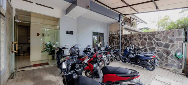 红门酒店普拉斯@D San布阿巴图公寓(RedDoorz Plus @ D San Residence Buah Batu)图片