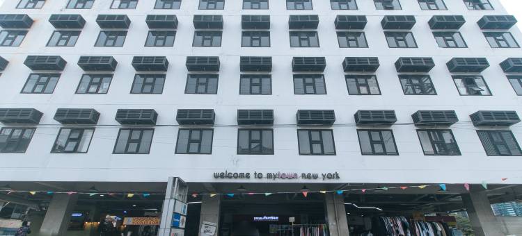 RedDoorz Premium @ MyTown New York图片
