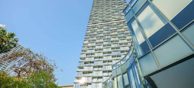 豪华两卧室海景公寓，配私人电梯和免费停车(Luxury 2BR Sea View Apartment with Private Lift and Free Parking)图片