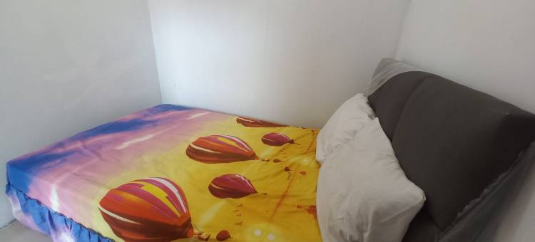 OYO 95179 纳米拉伊斯兰旅馆(OYO 95179 Namira Guest House Syariah)图片