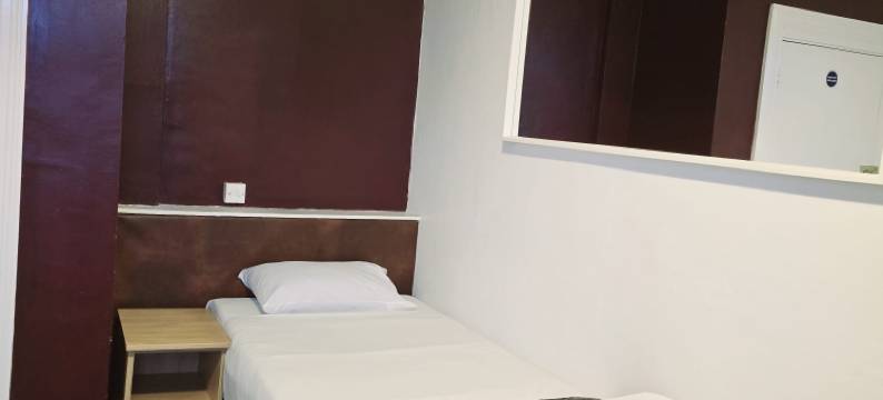 OYO金斯伍德酒店(Kingswood Hotel)图片