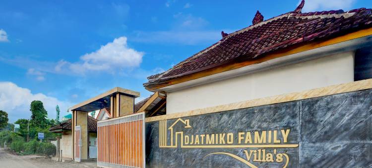Djatmiko别墅OYO 95262酒店家庭伊斯兰教法(OYO 95262 Hotel Djatmiko Villa's Family Syariah)图片