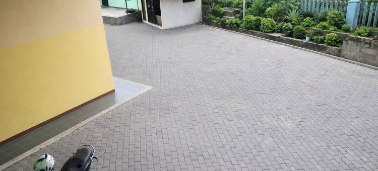Hotel O near Plaza Pondok Gede formerly Angel Homestay图片