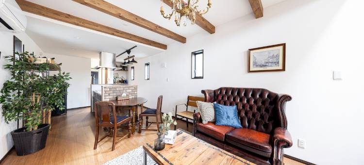 【Antiques Gifu Station East】整栋别墅，最多可容纳10人(【Antiques Gifu Station East】Entire Villa for up to 10 Guests | 10-Min Walk from JR Gifu Station)图片