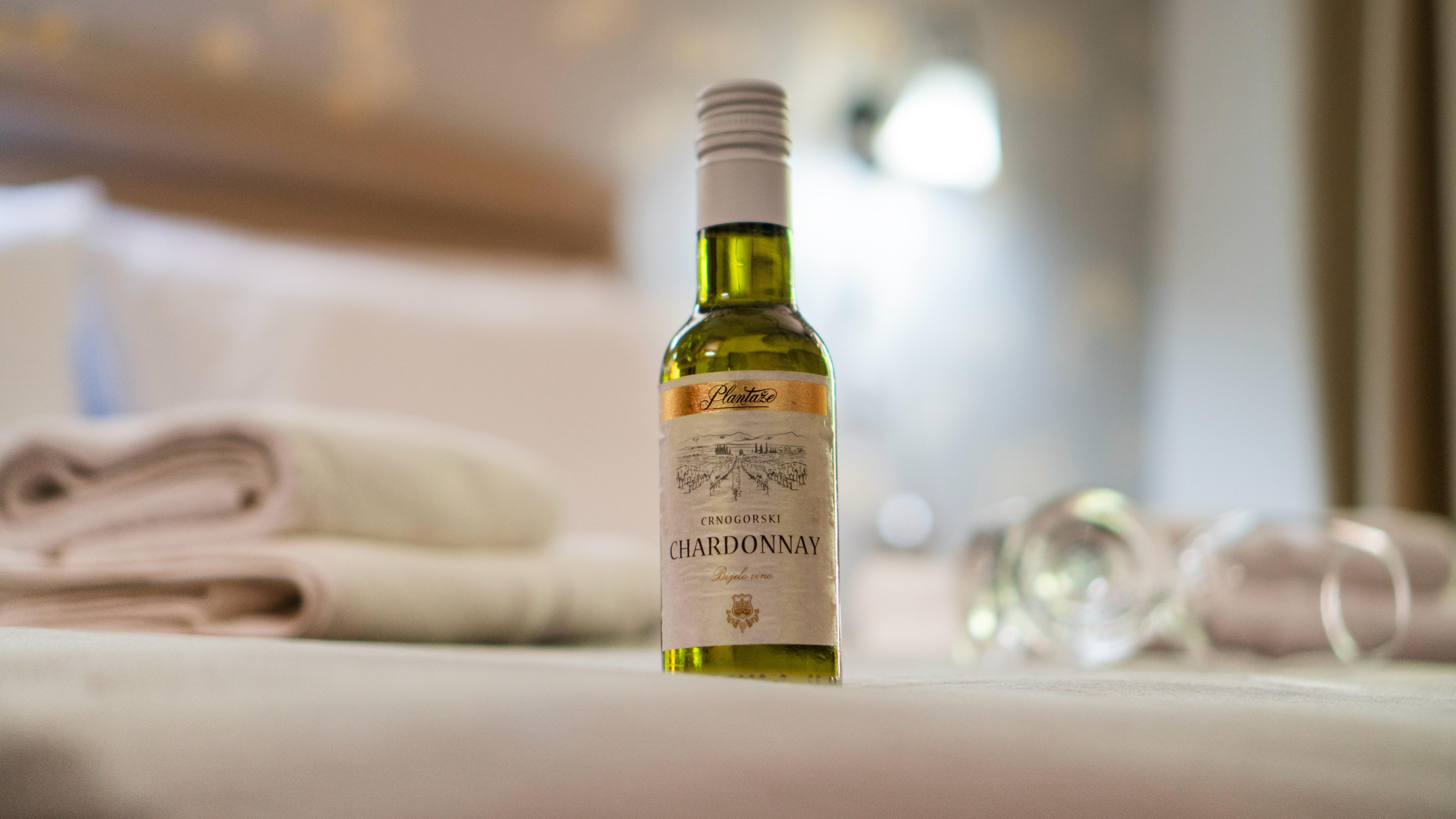 Central Hotel & Resataurant Over view