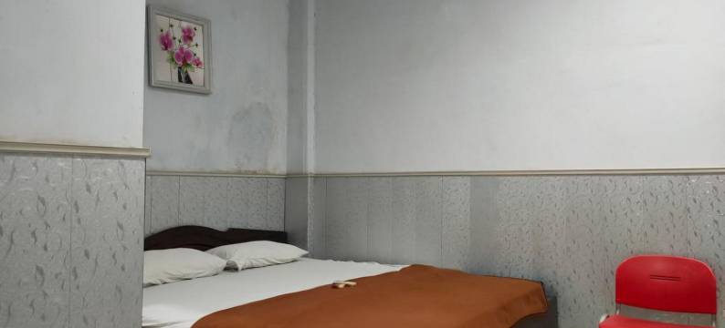 Hotel O Qq Kost 靠近克贝萨兰海滩(Hotel O Qq Kost Near Pantai Kebesaran Beach)图片