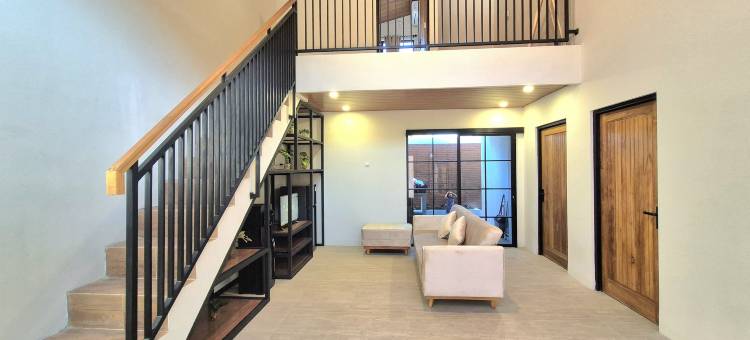 Villa Bangunjiwo by Yustien Homestay (Entire House 4 Beds)图片