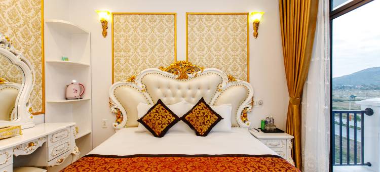 Van Don Royal Hotel图片