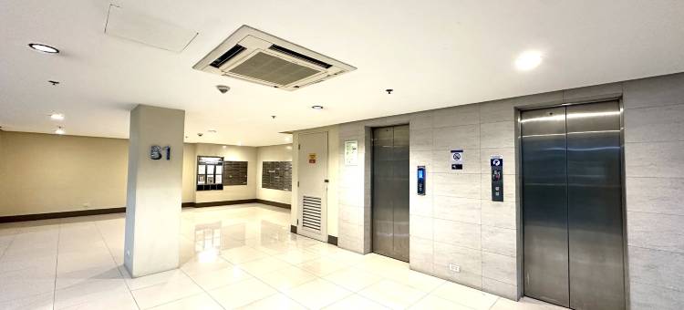 位于马尼拉机场T3航站楼对面的棕榈树别墅(One Palm Tree Villas Across MNL Airport T3)图片