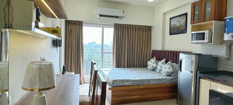 Modern Studio Near Bombay Hospital |Juliet Balcony图片