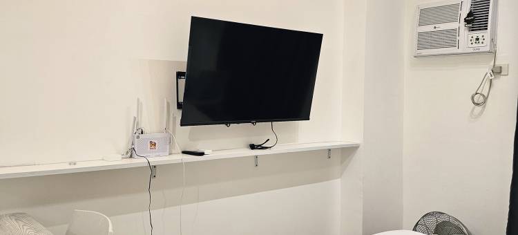 Modern Cozy Studio图片