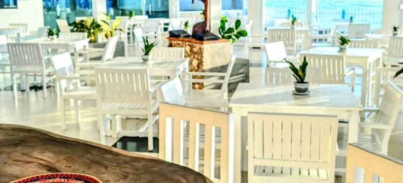 The Blue Crab Beach Hotel图片