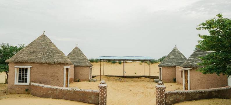 比卡内尔莱萨尔巴蒂沙漠营舍(Bhati Desert Camp Raisar Bikaner)图片