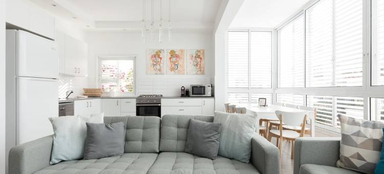 Contemporary 3BR Apt 10 Minute Walk from Beach图片