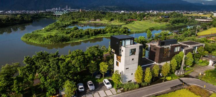 呆宅 JUSTSTAY图片