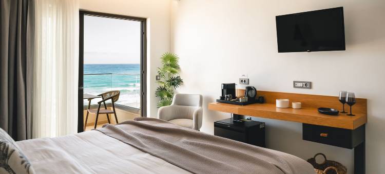 Batis Aero Beachfront Wellbeing Hotel图片