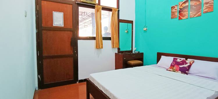 TwoSpaces苏托莫民宿(TwoSpaces Living at Sutomo Homestay, Madiun)图片