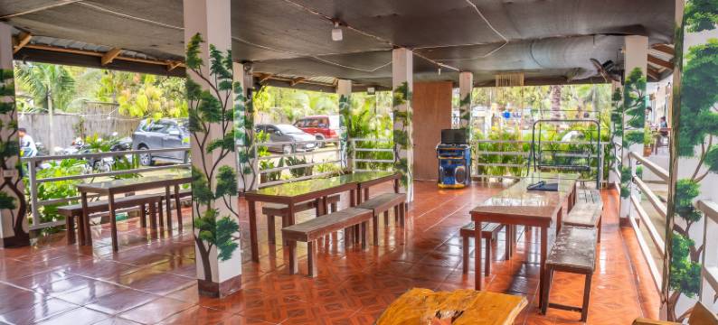 KNB西别墅酒店，由SMS酒店管理(KNB West Villa Inn by SMS Hospitality)图片