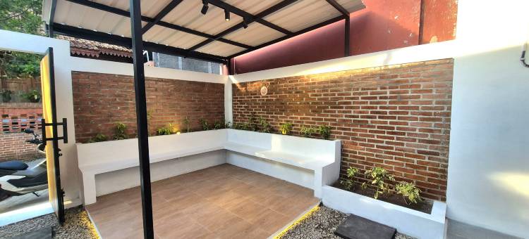 Villa Bangunjiwo by Yustien Homestay (Entire House 4 Beds)图片