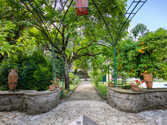 Tenuta dell'Inviolata Guest House