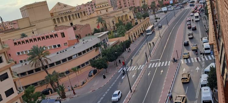 Gueliz .2,3km Jemaa el-fna netflx 電視 50 英寸，私人公寓空調(New luxury Apartemnt Modern Gueliz Marrakech)图片
