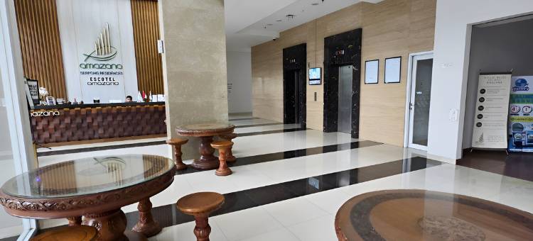 Apartemen amazana cheapest,cozy with wifi,pool and gym by luckystay图片