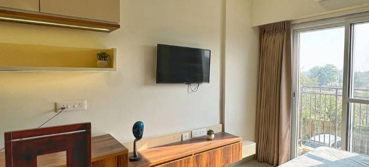 Modern Studio Near Bombay Hospital |Juliet Balcony图片