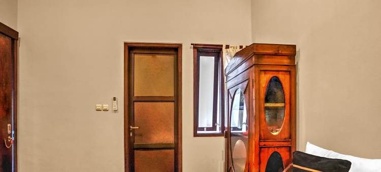 OYO 95211 Duta酒店，巴纽旺宜(OYO 95211 Duta Hotel Banyuwangi)图片