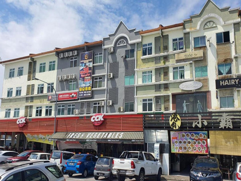 Stutong Point by SECOMS