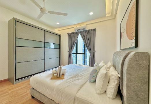 The Platino Near Paradigm Mall By Stayrene Hotel Overview