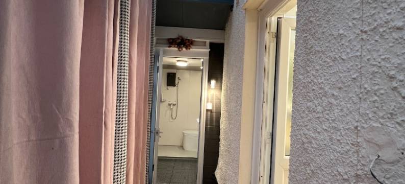 市中心温馨公寓(免费停车)(Cozy Flat near the City Centre with Free Parking)图片